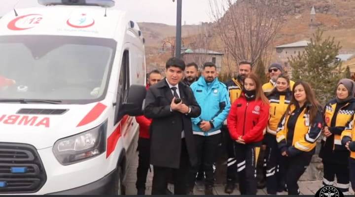 112 Acil Sağlık Ekipleri hayat kurtarmaya devam ediyor