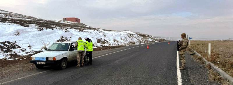 Kars'ta 609 araç denetlendi