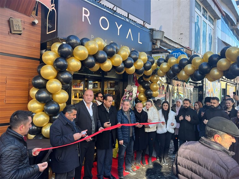 Royal Parfümeri Kars halkının hizmetinde