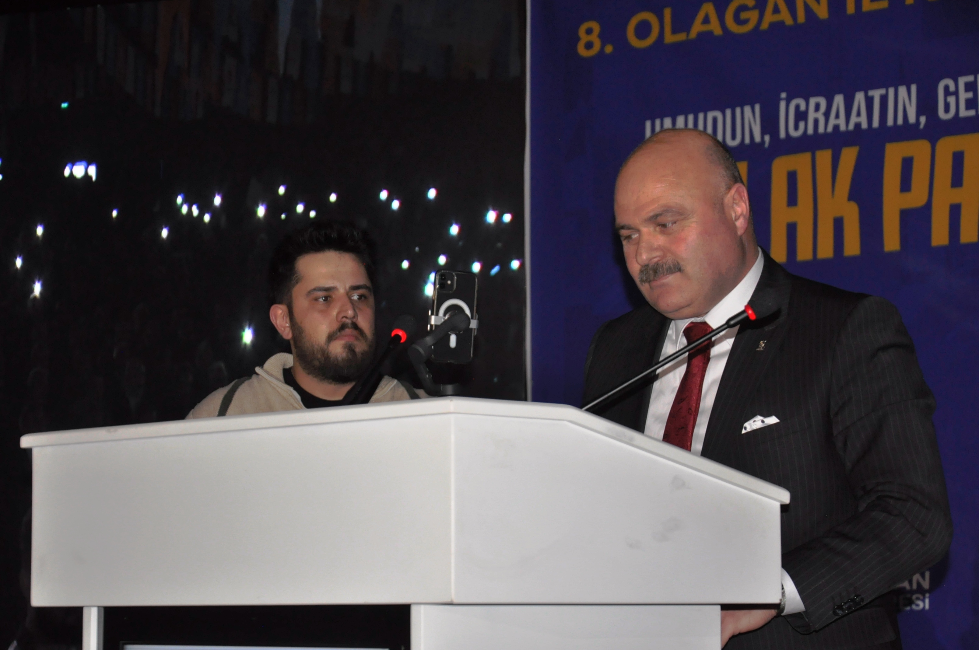 Kars'ta AK Parti'yi yönetecek 40 kişilik kadro belirlendi