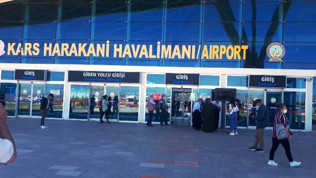 Harakani Havalimanı, 2024 yılında 579.919 yolcuya hizmet verdi