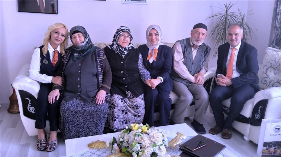 Açık Kapı Şube Müdürlüğü şehit yakınları ve gazileri ziyaret ediyor