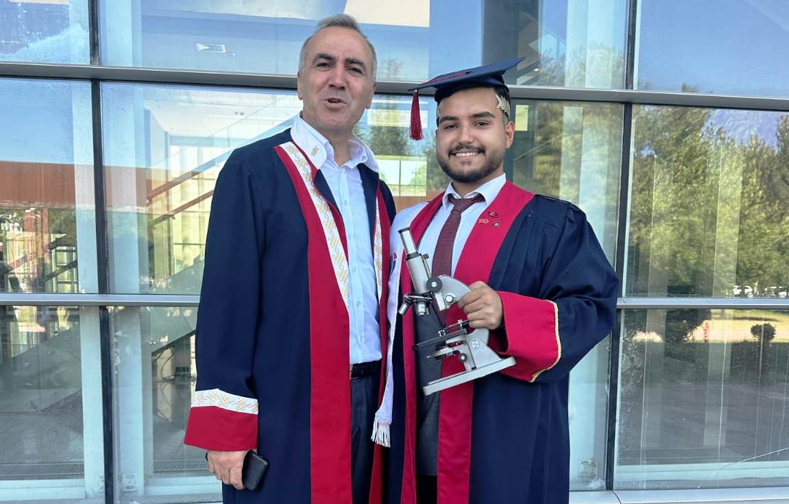 Özgür Eren Zariç’ten lisans düzeyinde büyük başarı