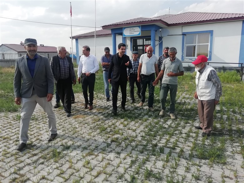 Kaymakam Tutal, Çamçavuş köyünde