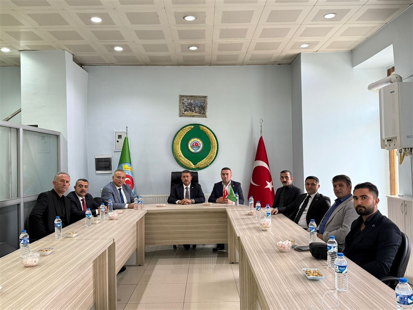 MHP heyeti, Kars Ziraat Odasını ziyaret etti