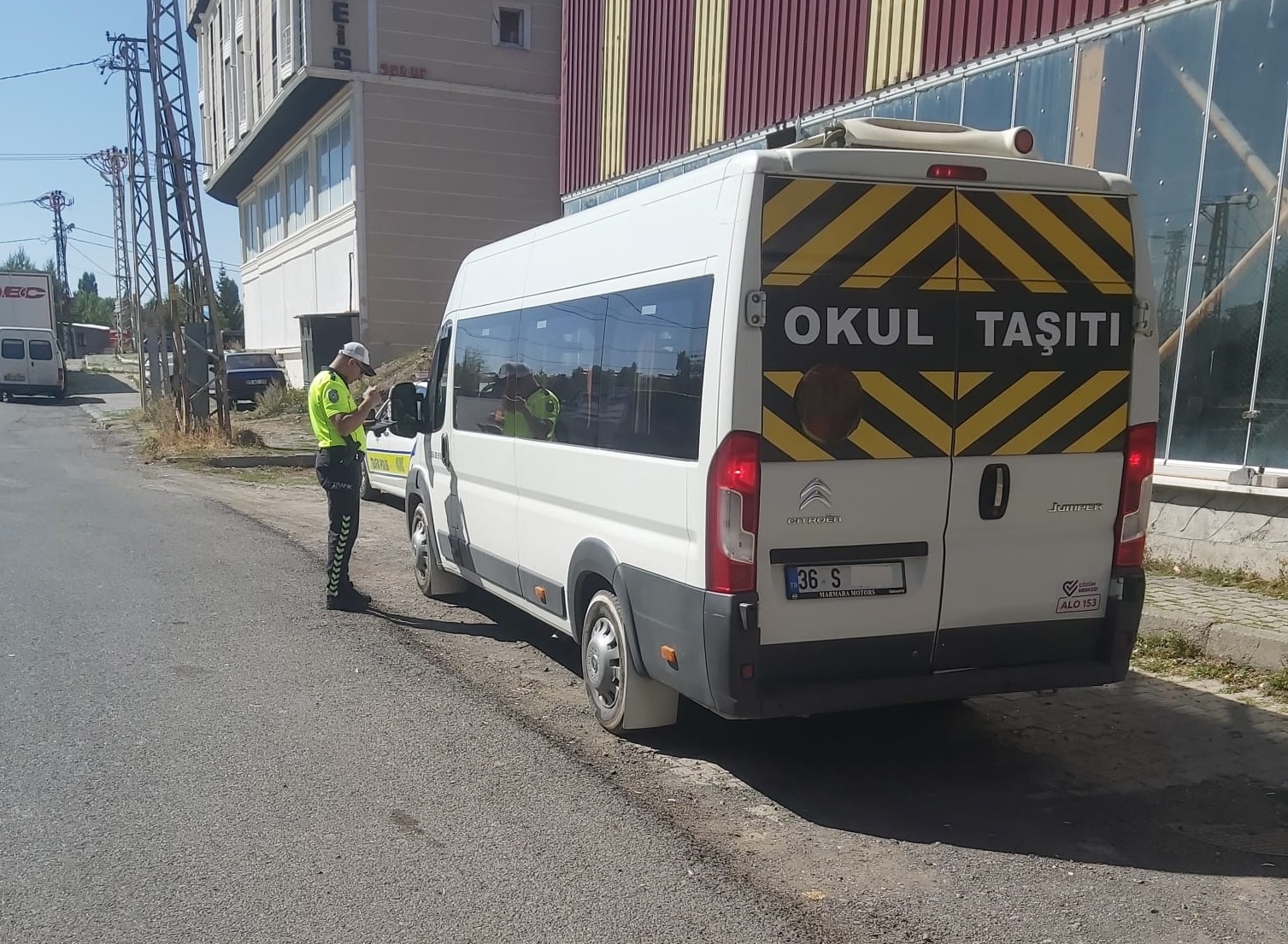 Kars’ta öğrenci servisleri denetlendi