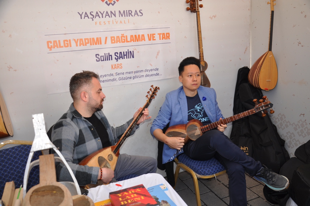 Sazuta ve tar resitali festivale renk kattı