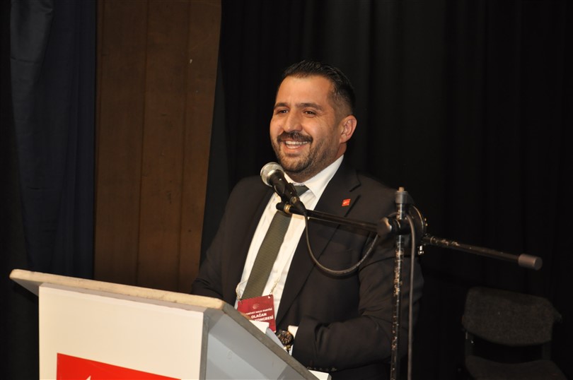 CHP Kars’ta, Onur Uludaşdemir ile ‘devam’ dedi.