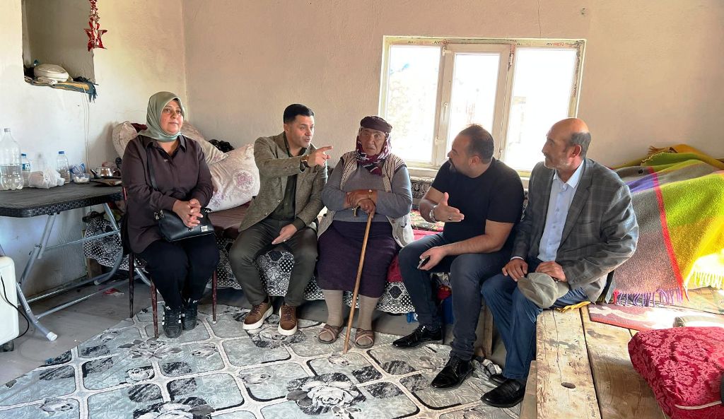 Çiçek Teyzeye  Yardım Eli Uzatıldı