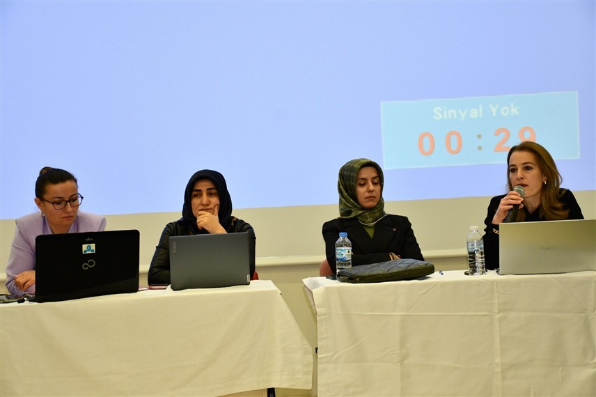 KAÜ’de Kadına yönelik şiddet paneli