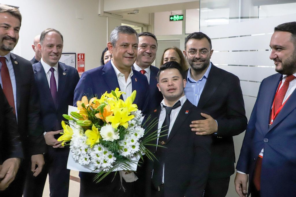 Uğurcan İrak, bir kez daha Özgür Özel’in A takımda