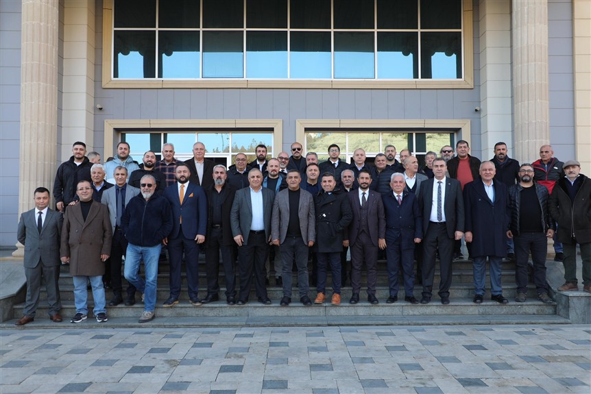 100 iş insanından oluşan Kars Heyeti, Nahçıvan’da