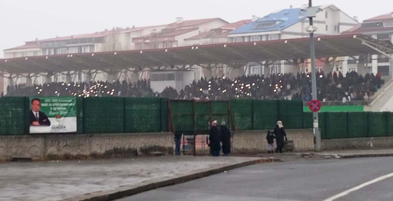 Kars 36 Spor taraftarı sorumlu arıyor!