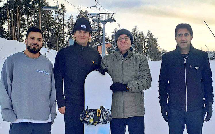 Sarıkamış’ta kayak sezonu açıldı: Yüzler gülüyor