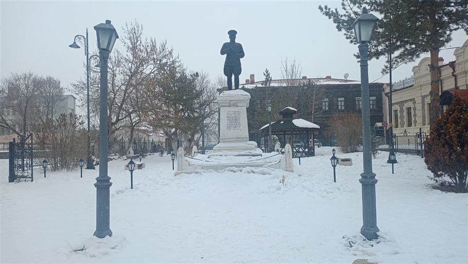 Kars’ta kar yağışı başladı