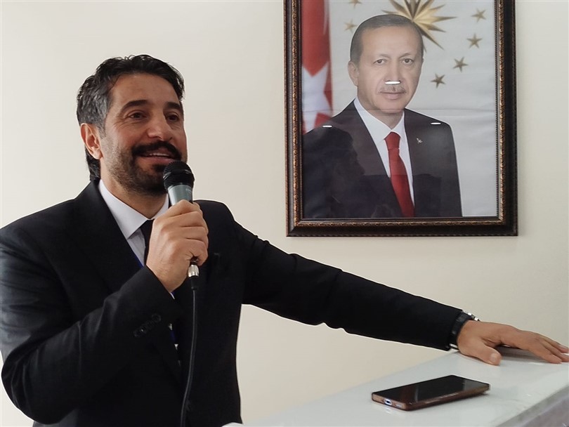 Başkan Eren Alp güven tazeledi