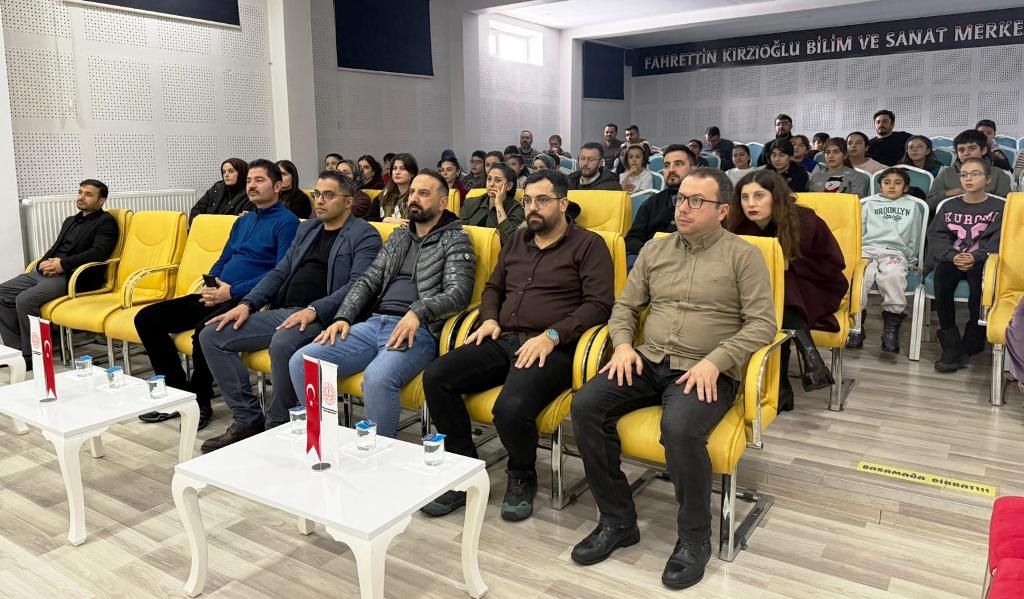 Prof. Dr. Fahrettin Kırzıoğlu anıldı