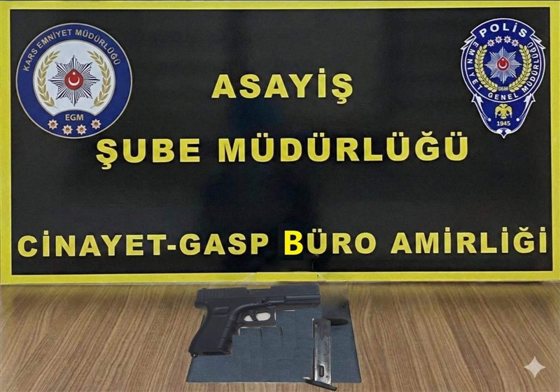 Kars’ta ruhsatsız silah operasyonu