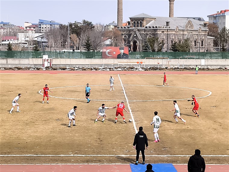 Kars 36 Spor: 2 - Doğubayazıtspor: 1