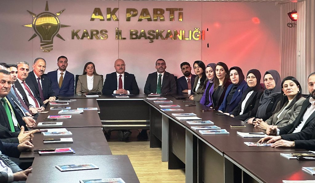 AK Parti İl Teşkilatı Cumhurbaşkanı Erdoğan ile bayramlaştı