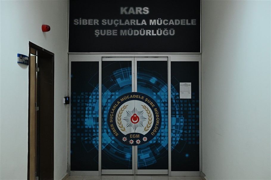 Kars’ta 197 sosyal medya hesabına erişim engeli getirildi