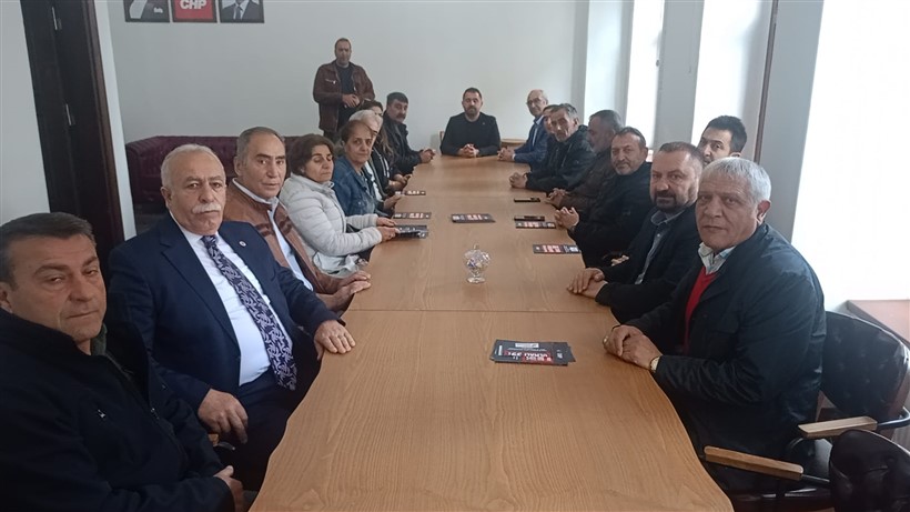 Kars’ta emek ve meslek örgütlerinden CHP’ye destek ziyareti