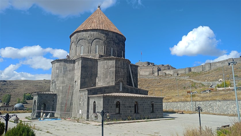 12 Havariler Kilisesi bakıma alındı
