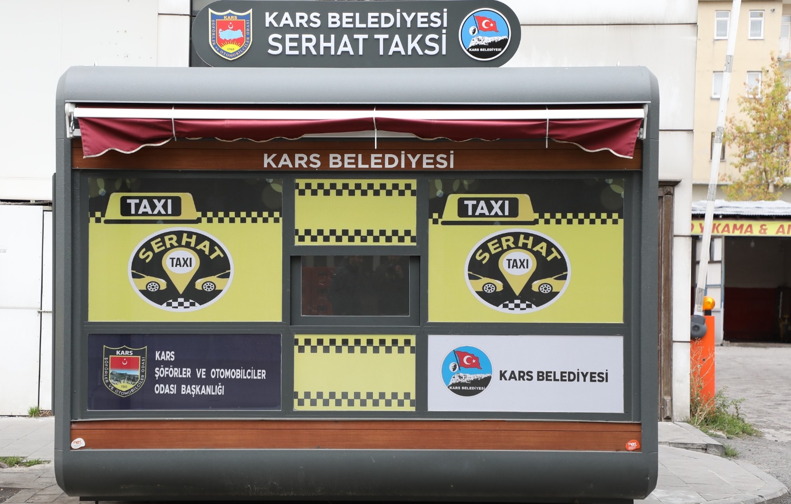 Taksi Durakları Yenileniyor