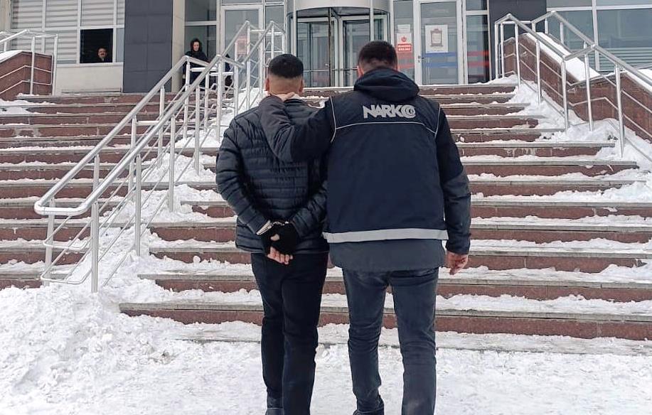 12 yıl 6 ay kesinleşmiş hapis cezası ile aranıyordu!