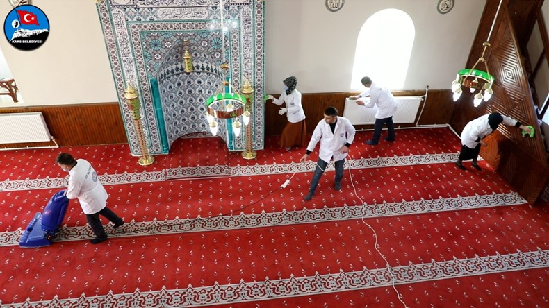 Kars'ta camiler Ramazan'a hazır