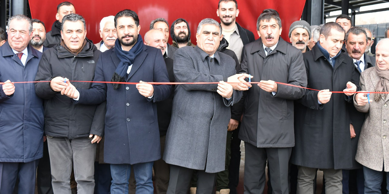 Susuz Hayvan Pazarı Açıldı