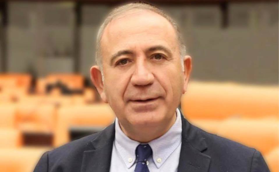 Gürsel Tekin: Yoksulluk çığ gibi büyüyor. Her dört kişiden biri yardıma muhtaç hale geldi.”