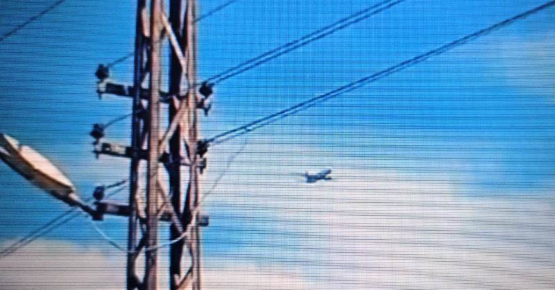 Kars’a inen uçaklar saatlerce havada tur attı