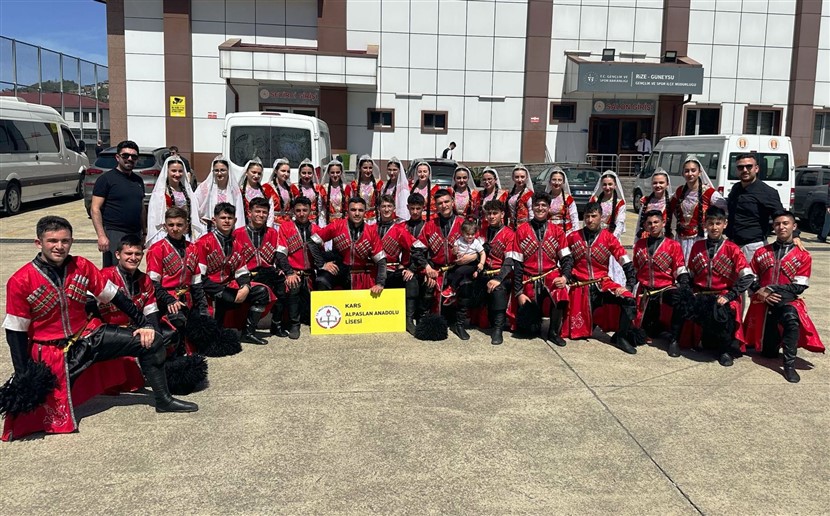 Kars Alpaslan Anadolu Lisesi gururlandırdı