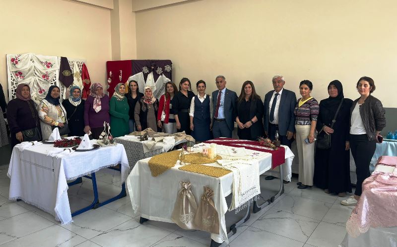 Kars’ta ‘Minik Eller, Büyük Hayaller" adlı etkinlikler gerçekleştirildi