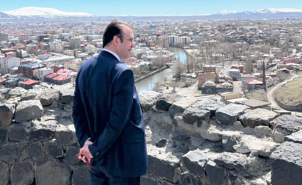 Milletvekili Alp: Kars Erzurum'un ilçesi değildir