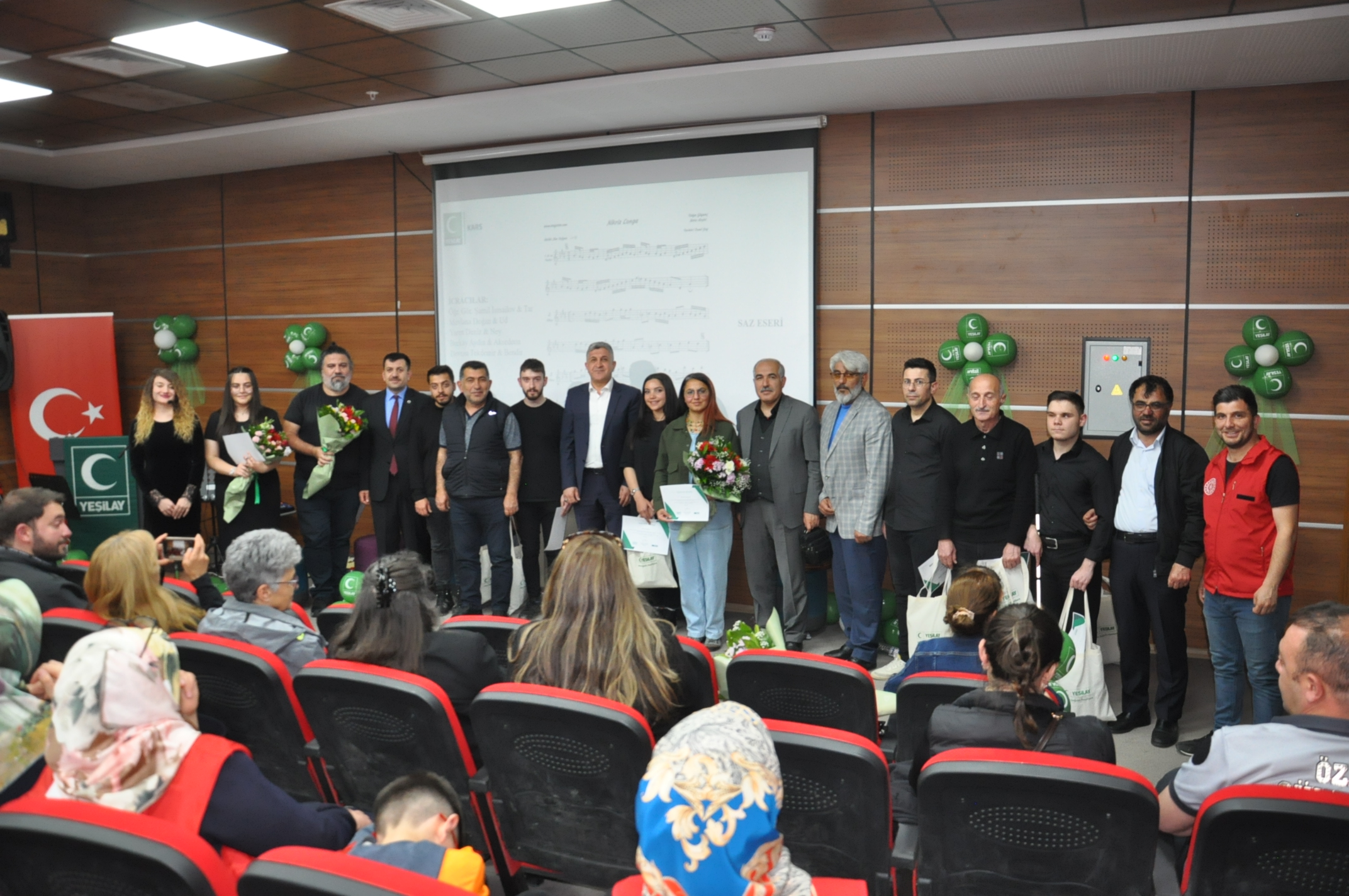 Kars’ta yeşil ile beyaz ‘Yeşil Sahne’nde buluştu