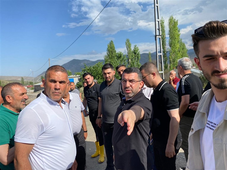 Milletvekili Çalkın Akdam Köyünde