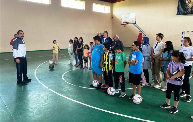 Arpaçay'da yaz spor kursları başladı