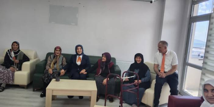 Kars Açık Kapı’dan Huzurevine gönül köprüsü
