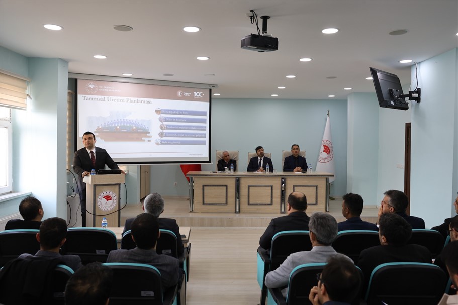 karsta-tarimsal-uretim-planlama-toplantisi-gerceklestirildi-003.jpg