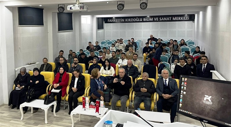 karsin-yetistirdigi-onemli-bilim-insani-prof-dr-mehmet-fahrettin-kirzioglu-vefatinin-20-yildonumunde-adinin-verildigi-kars-bilim-ve-sanat-merkezinde-anildi-001.jpg