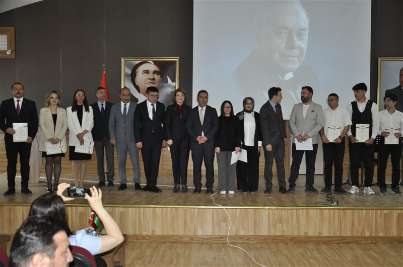 haydar-aliyev-vefatinin-102-yildonumunde-karsta-anildi-001.jpg