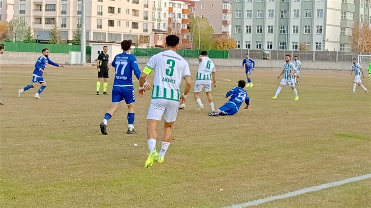 kars-36-spor-1-serhat-ardahanspor-2.jpg
