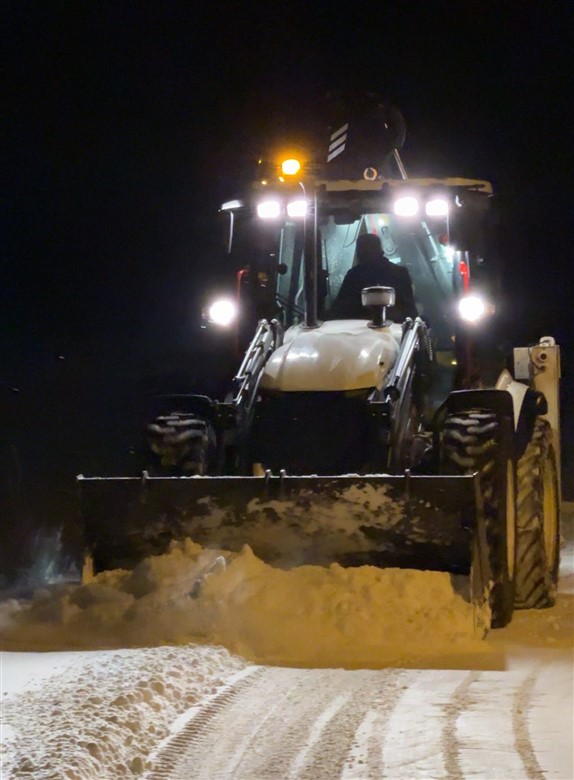 kars-belediyesi-karla-mucadele-calismalari-baslatti-002.jpg