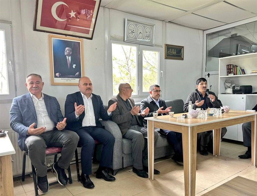 milletvekili-calkin-sarikamista-ilce-halkiyla-bir-araya-geldi-002.jpg