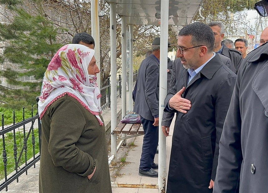 milletvekili-calkin-sarikamista-ilce-halkiyla-bir-araya-geldi-003.jpg