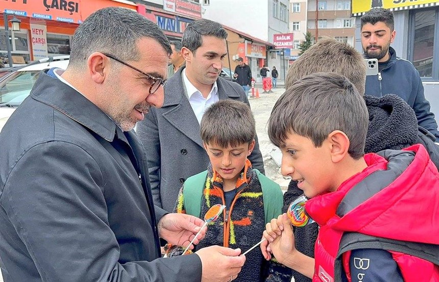 milletvekili-calkin-sarikamista-ilce-halkiyla-bir-araya-geldi.jpg
