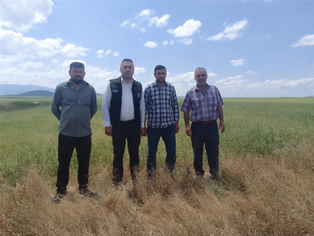 baskan-mucukun-koy-ziyaretleri-devam-ediyor-001.jpg