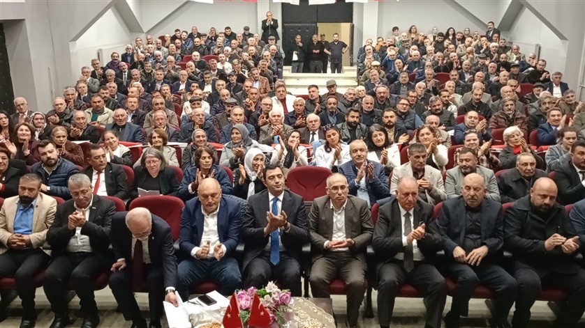 yeni-parti-kars-il-orgutunde-1-olagan-kongre-heyecani-yasandi-002.jpg